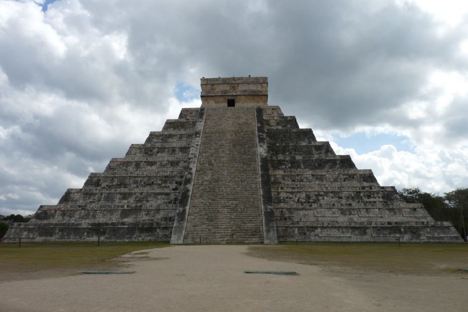 Mexiko: Chitzen Itza "El Castilo"