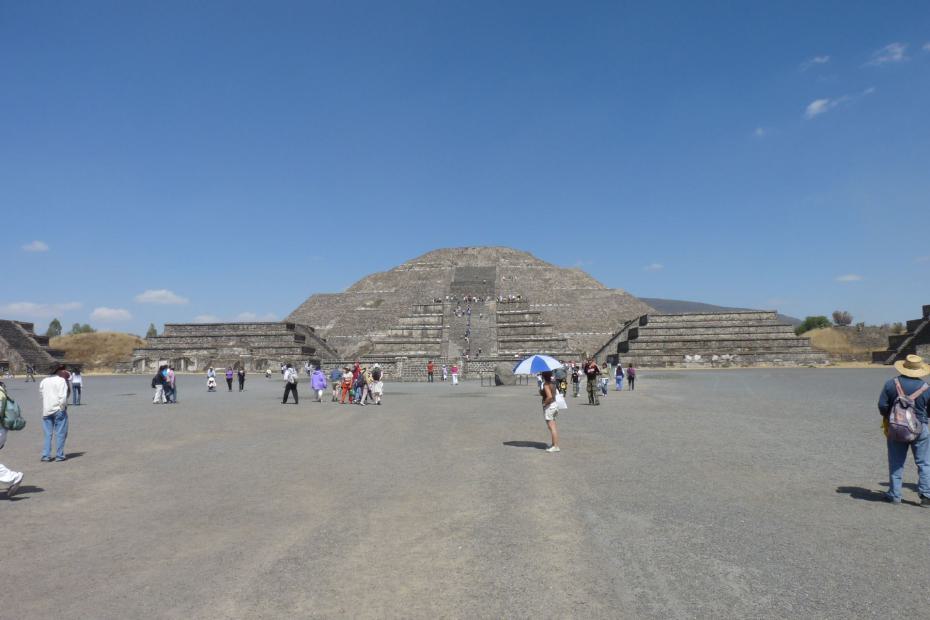 Mexiko: Die Straße der Toten
