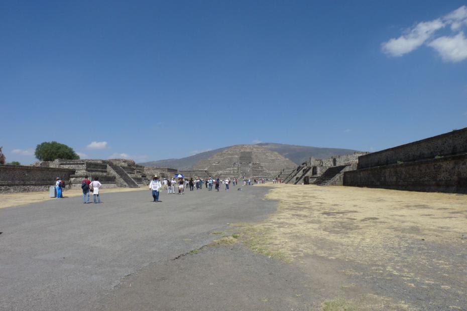 Mexiko: Die Straße der Toten in Teotihuacan