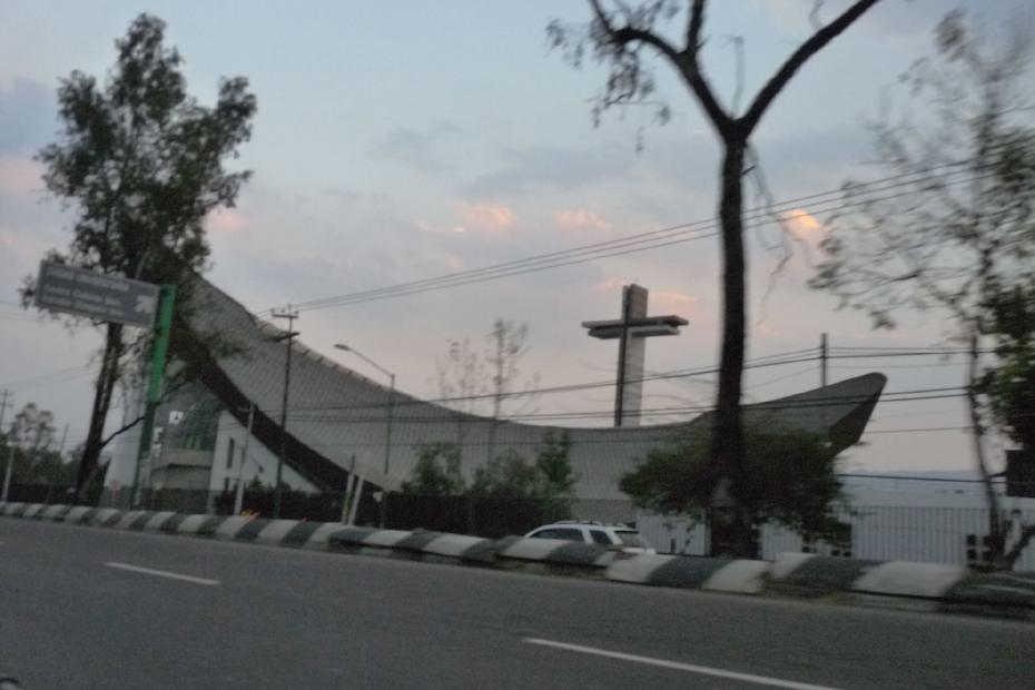 Mexiko: Moderne Kirche in Mexiko-Stadt