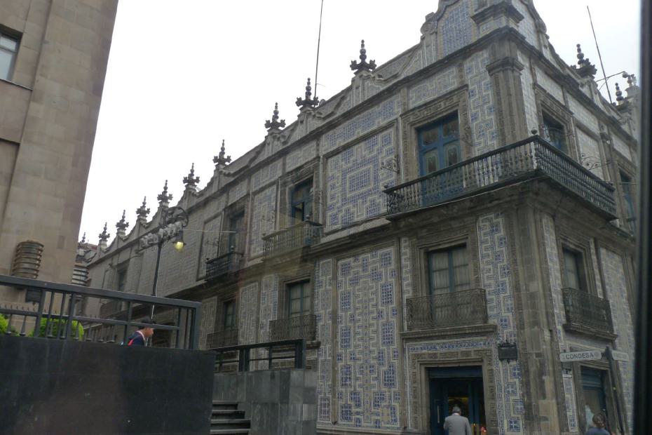Mexiko: Spanisches Kolonialgebäude in Mexiko-Stadt
