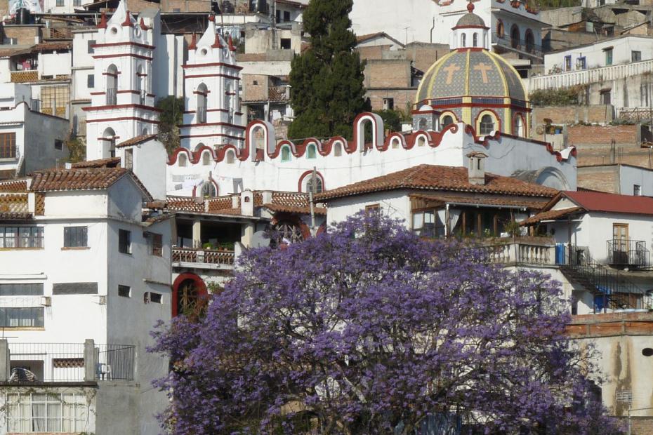 Mexiko: Die Stadt Taxco hat viele Kirchen