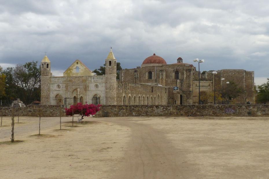 Mexiko: Das Dominikanerkloster in Cuilapan