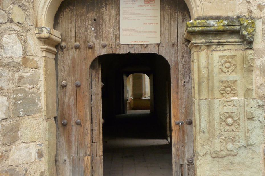 Mexiko: Verziertes Tor im Dominikanerkloster