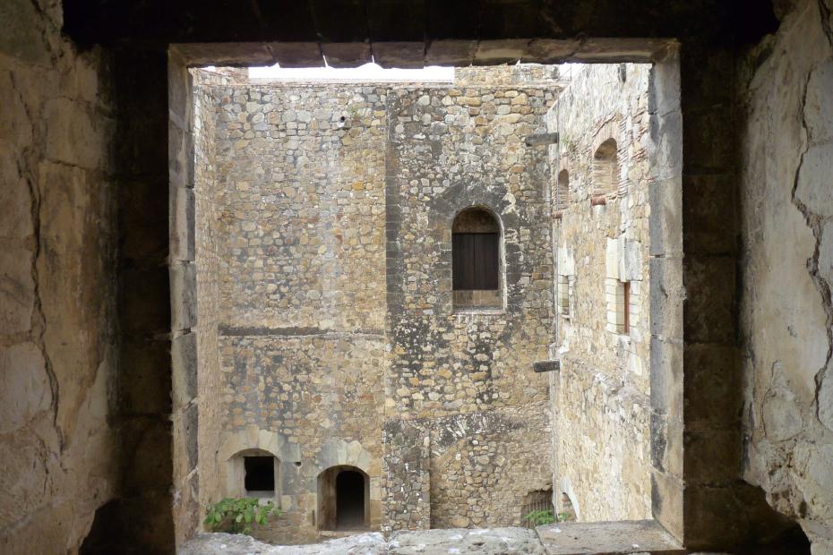 Mexiko: Blick aus einem Fenster im Kloster