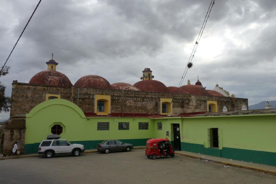 Mexiko: Kirche mit Wirtschaftsräumen in Zaachila