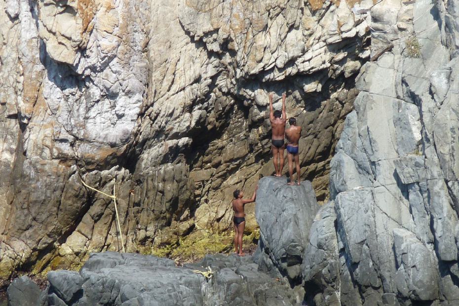 Mexiko: Felsenspringer von Acapulco
