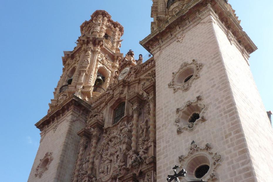 Mexiko: Blick auf die Kirchentürme