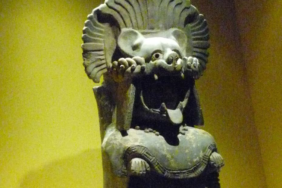 Mexiko: Jaguarstatur im Museum von Monte Alban