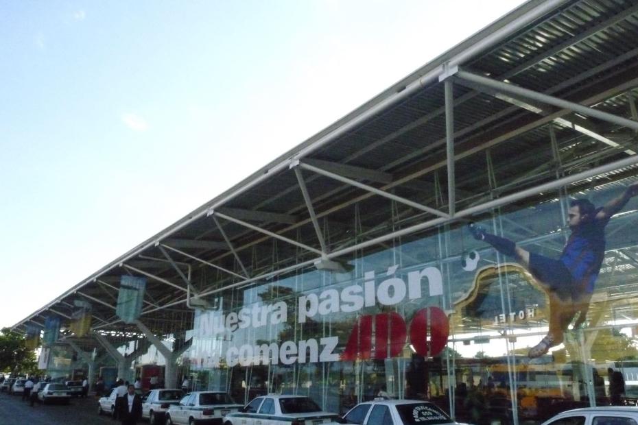 Mexiko: Das ADO terminal im Busbahnhof von Cancun