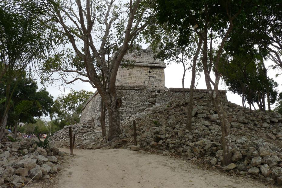 Mexiko: Das kolorierte Haus in Chitzen Itza
