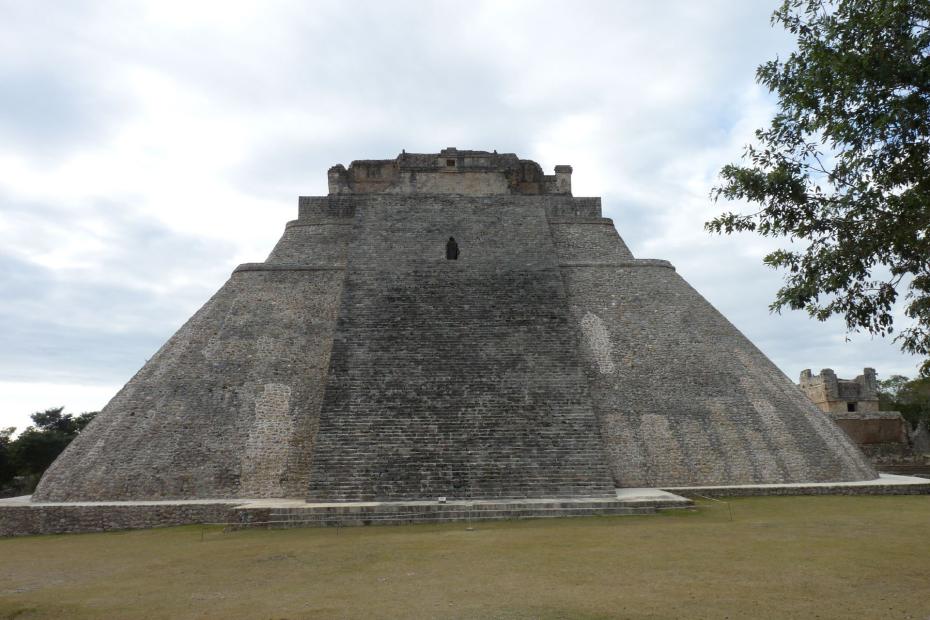 Mexiko: Die Pyramide des Zauberers in Uxmal